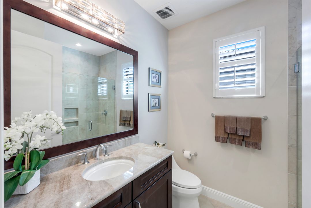 10126 Palazzo Dr, Naples, FL 34119