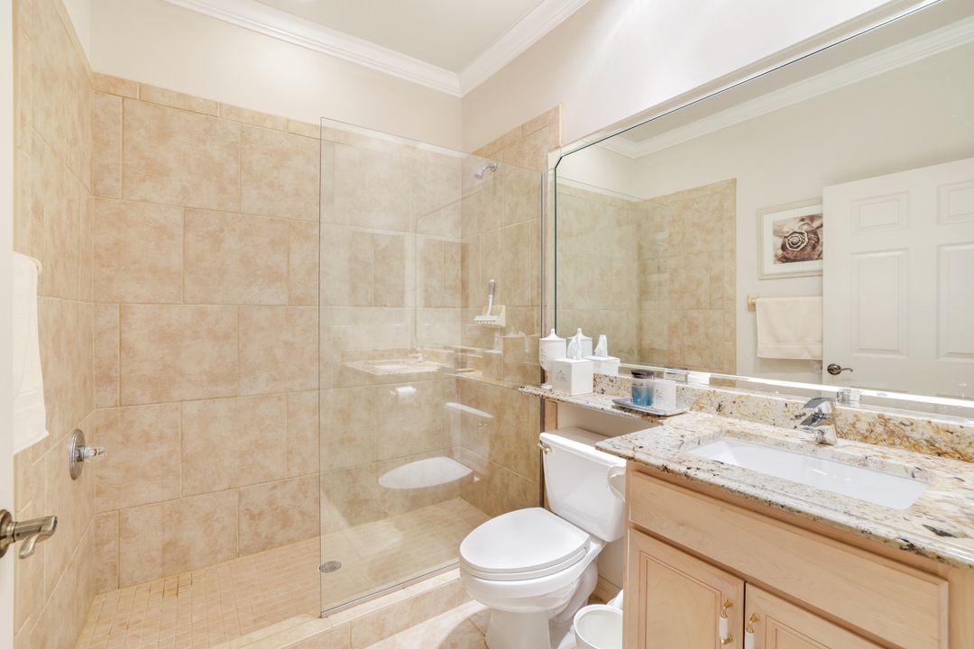 8575 Danbury Blvd #103, Naples, FL 34120