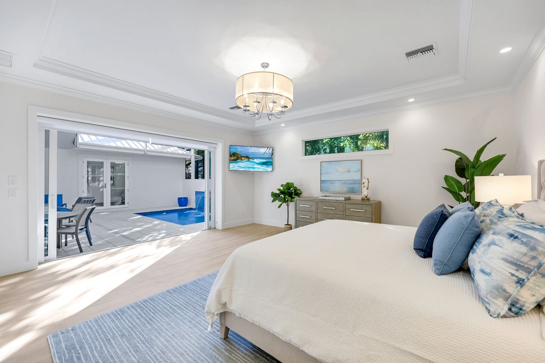 2100 Curtis St, Naples, FL 34112