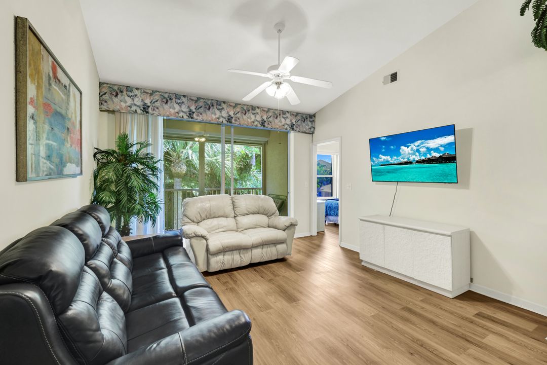 326 Bradstrom Cir # F-204, Naples, FL 34113