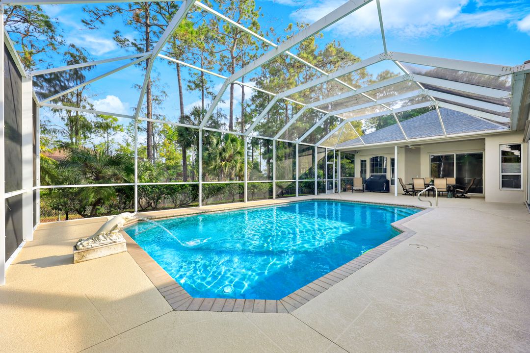 661 27th St NW, Naples, FL 34120