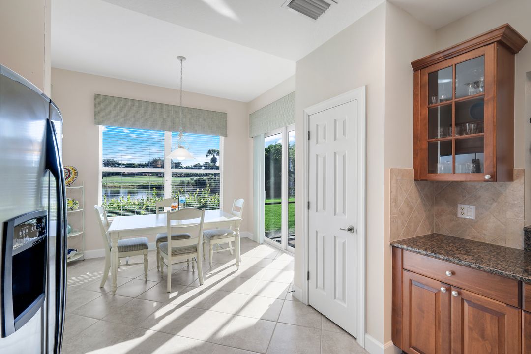 9213 Quartz Ln #101, Naples, FL 34120