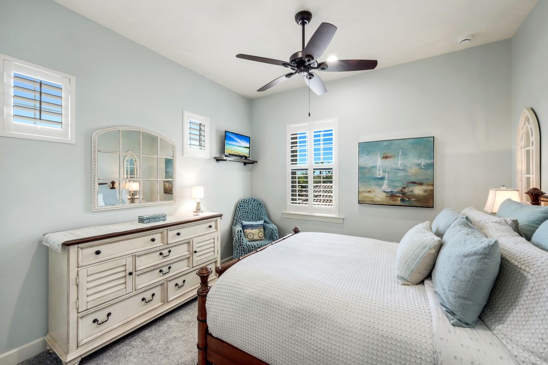 8839 Nautical Landing Cir #201, Naples, FL 34120