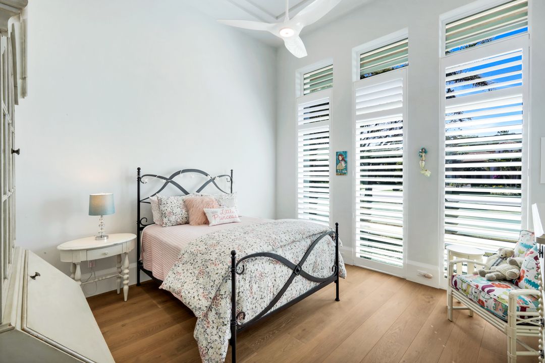 2818 Thistle Way, Naples, FL 34105