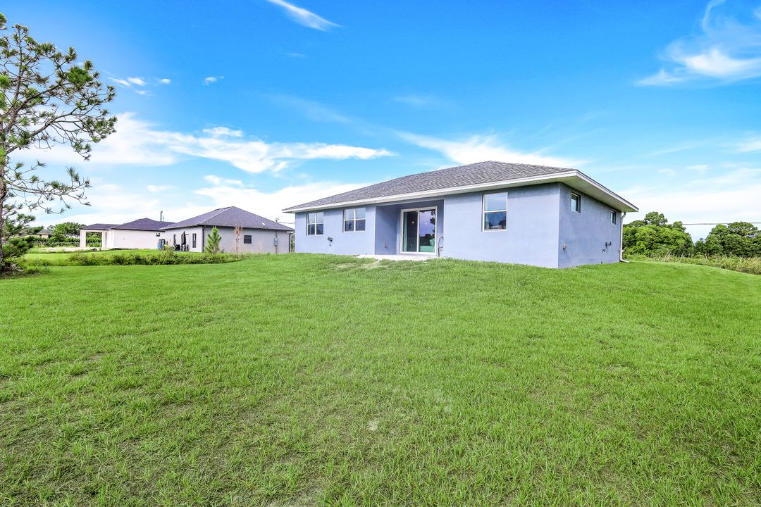 6446 40th St NE, Naples, FL 34120