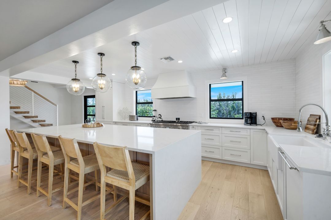 24 Beach Homes, Captiva, FL 33924