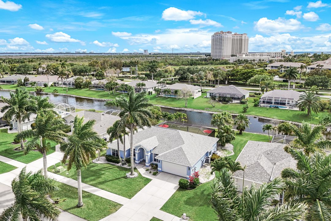 1058 SW 57th St, Cape Coral, FL 33914
