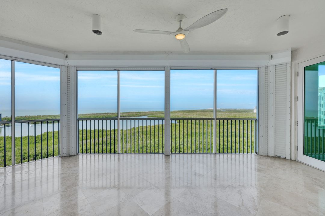 275 Indies Way #1703, Naples, FL 34110