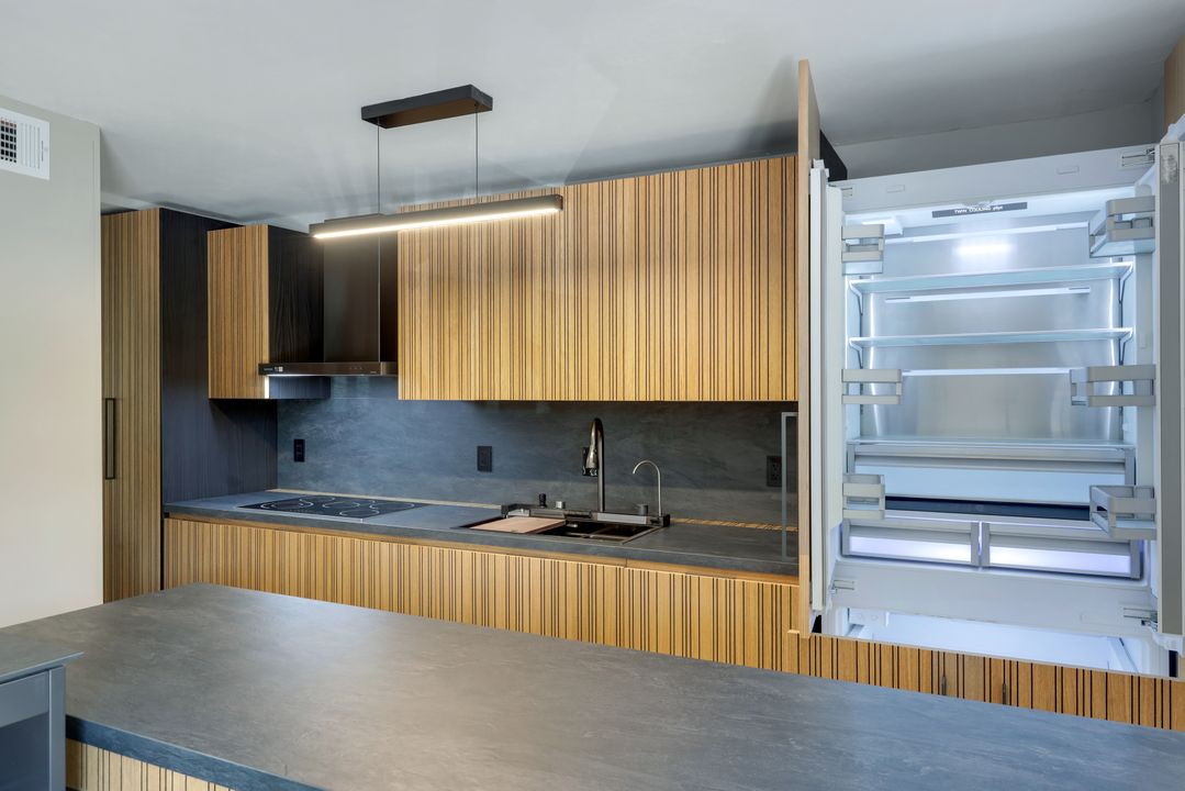 788 Park Shore Dr #E20, Naples, FL 34103