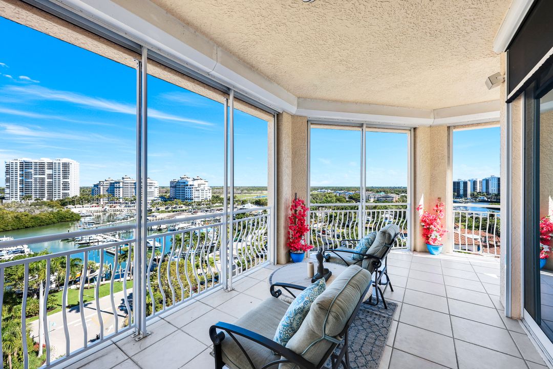 425 Dockside Dr #10, Naples, FL 34110