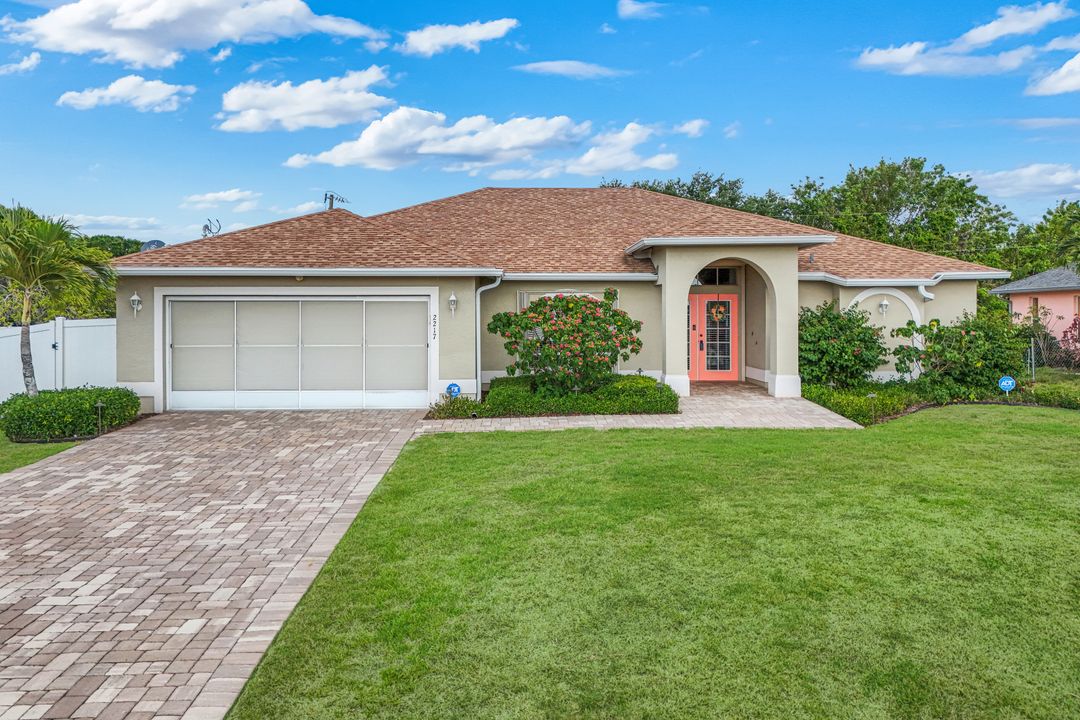 2217 NE 1st Pl, Cape Coral, FL 33909
