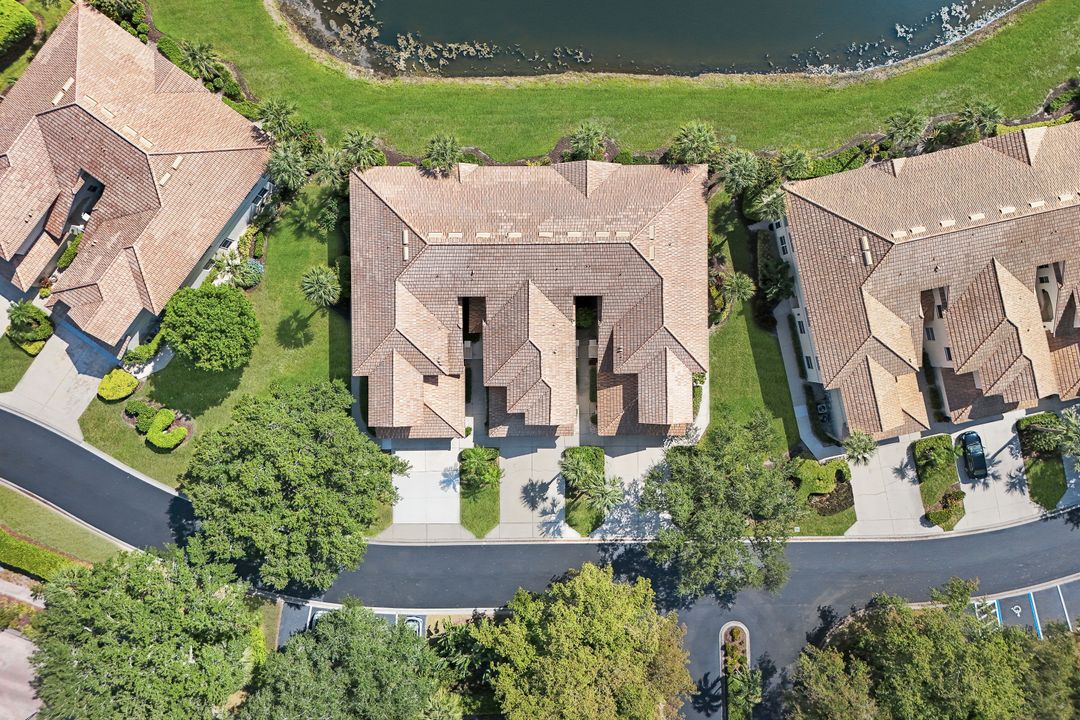 7756 Gardner Dr #102, Naples, FL 34109
