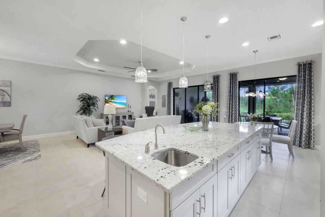 19711 Estero Pointe Ln, Fort Myers, FL 33908