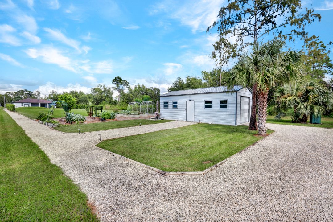 2552 52nd Ave NE, Naples, FL 34120