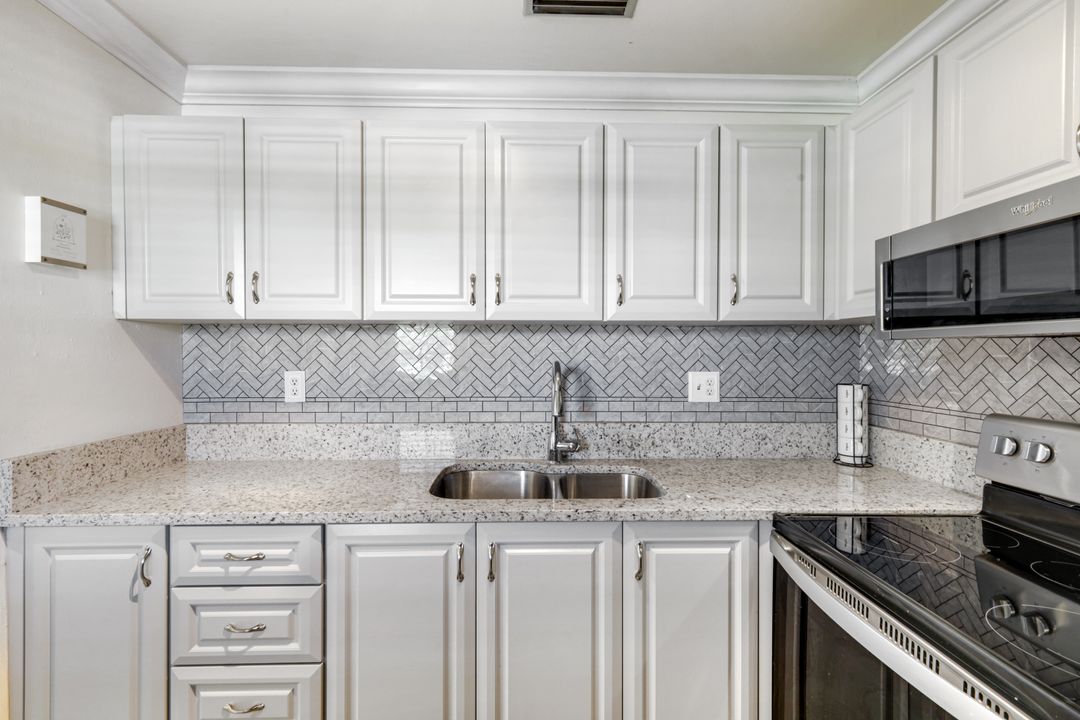 1010 Tropic Terrace, North Fort Myers, FL 33903