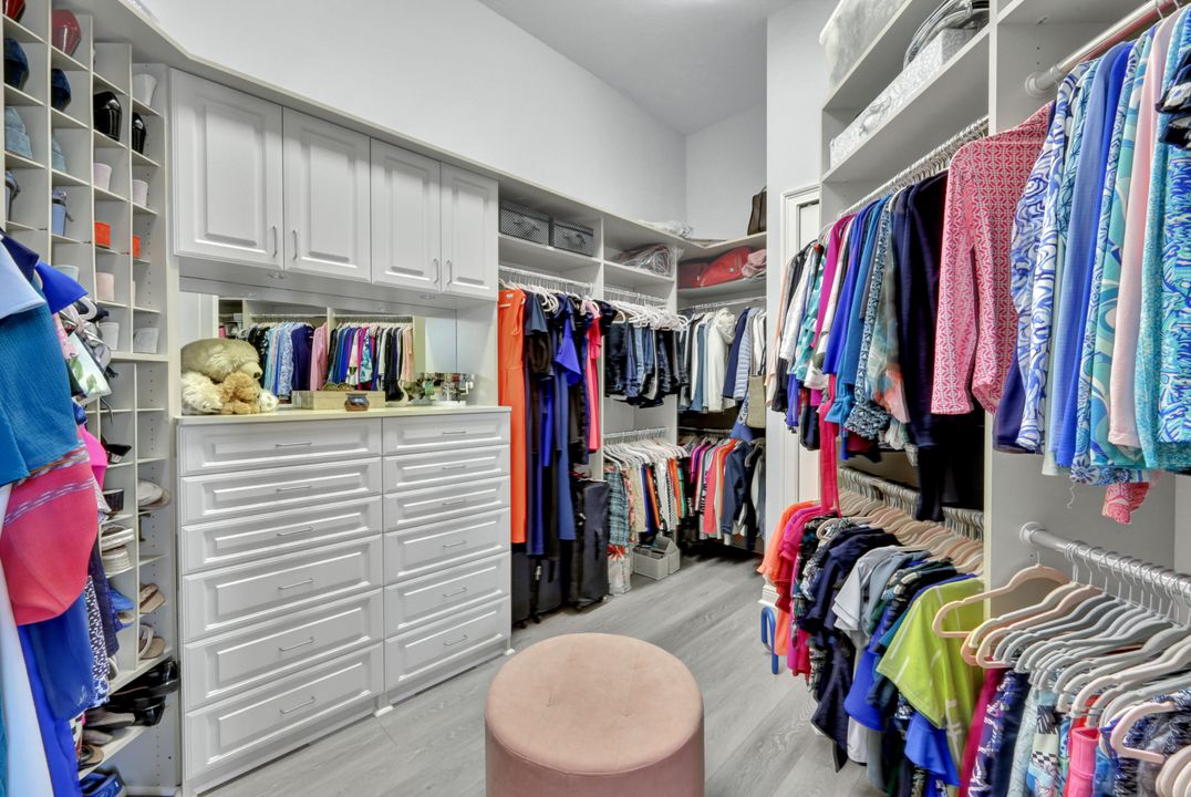 253 Cheshire Way, Naples, FL 34110