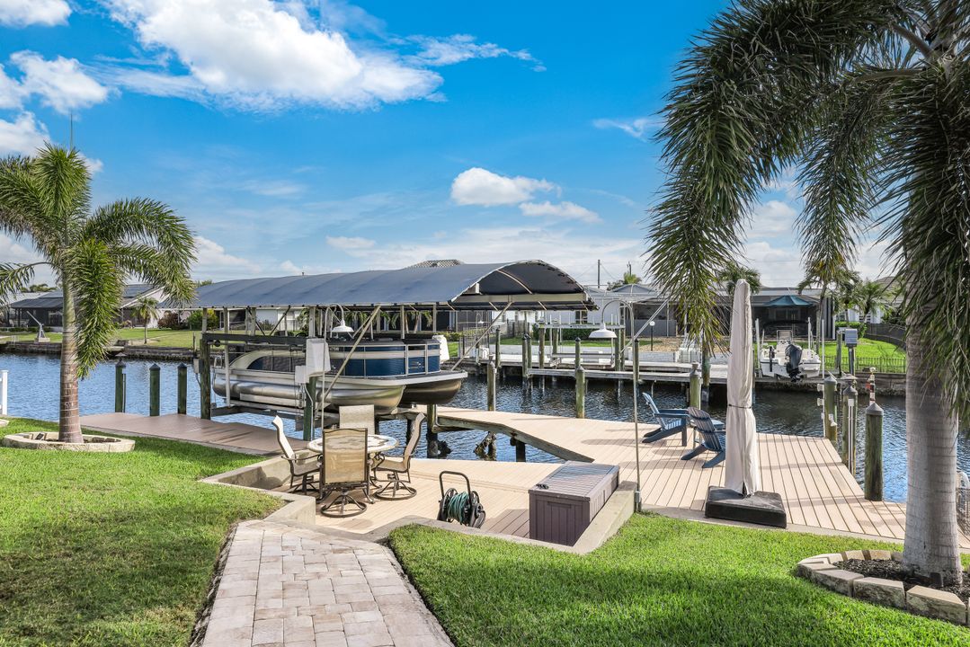 5313 SW 8th Ct, Cape Coral, FL 33914