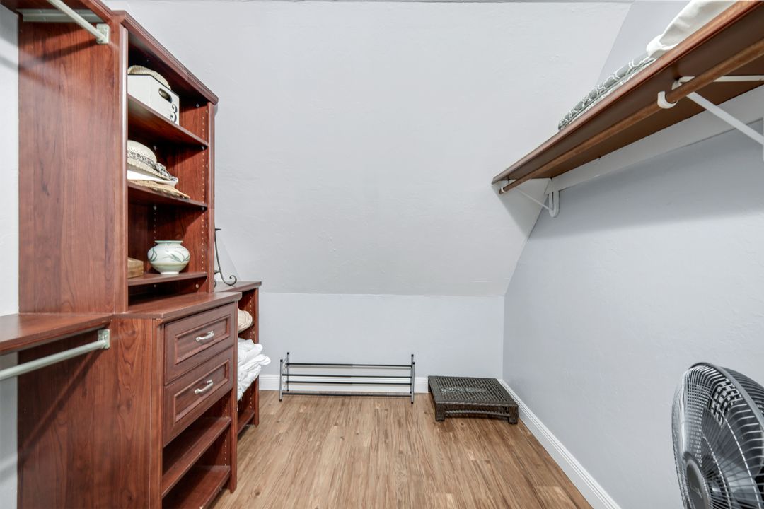 894 Buttonwood Dr #221, Fort Myers Beach, FL 33931