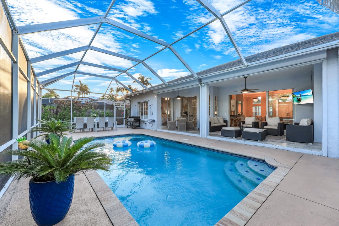 778 95th Ave N, Naples, FL 34108