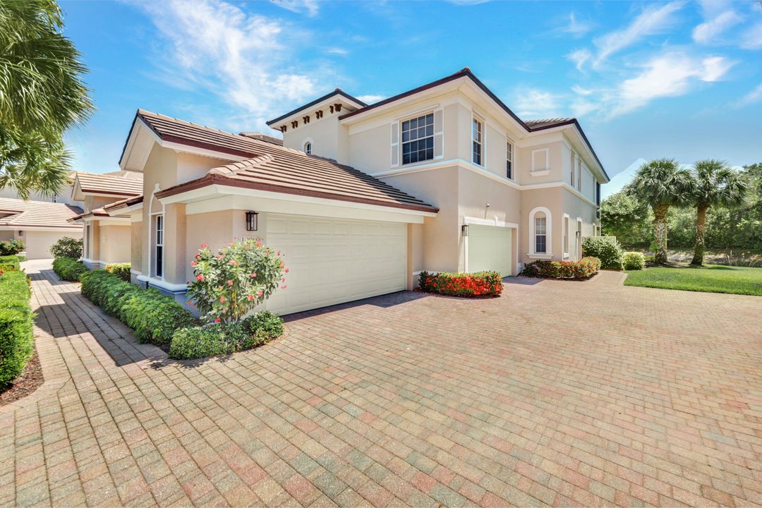 10060 Valiant Ct #202, Miromar Lakes, FL 33913