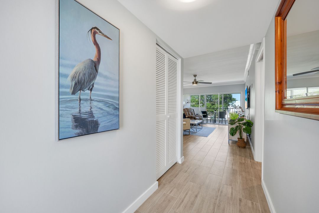 668 Broad Ave S, Naples, FL 34102