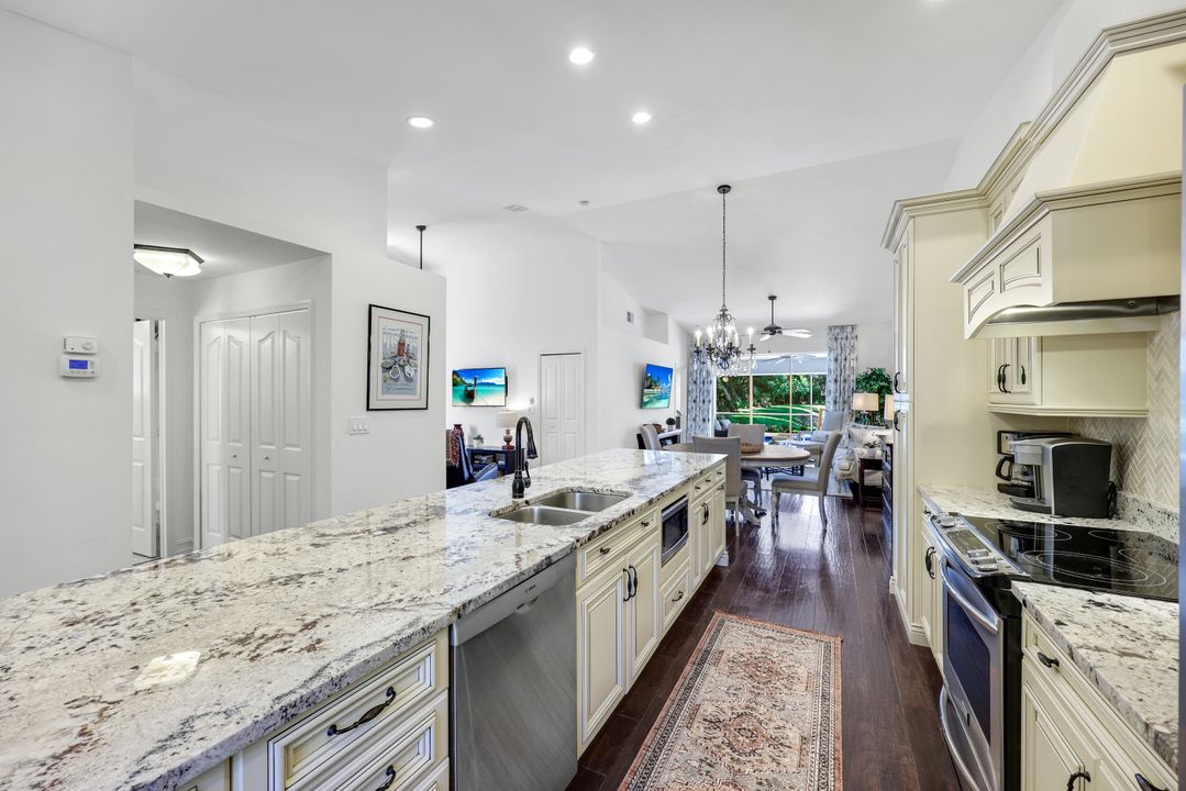 510 Captn Kate Ct, Naples, FL 34110