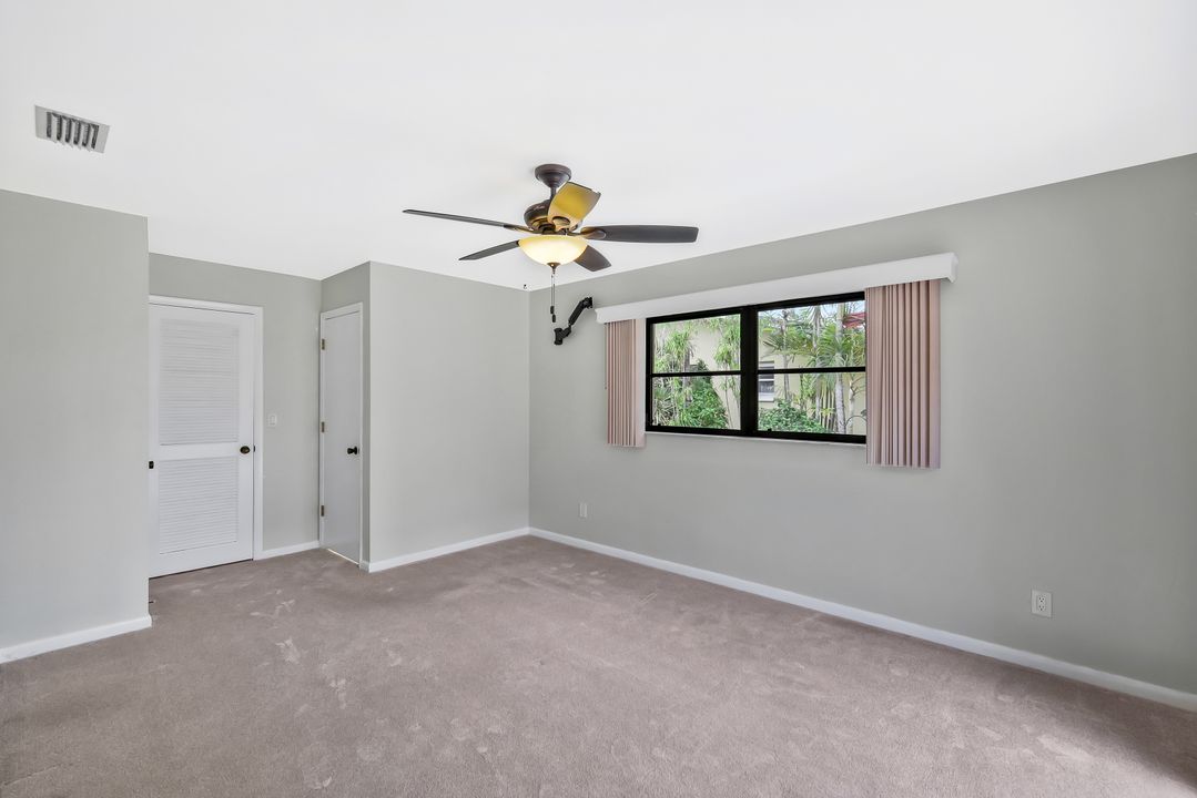 900 SW 54th Ln, Cape Coral, FL 33914