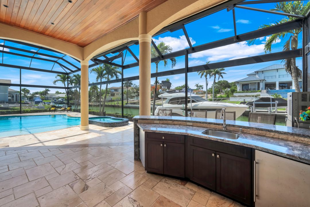 1658 McIlvaine Ct, Marco Island, FL 34145
