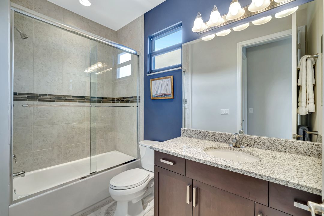 2930 Cinnamon Bay Cir, Naples, FL 34119