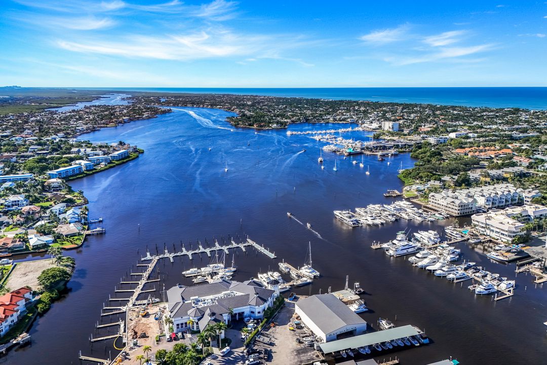 1130 3rd Ave S #211, Naples, FL 34102