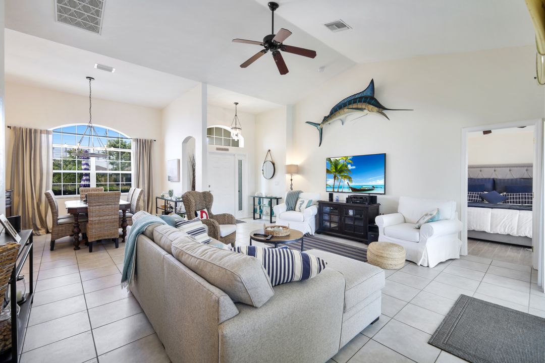 2125 Cape Coral Pkwy W, Cape Coral, FL 33914