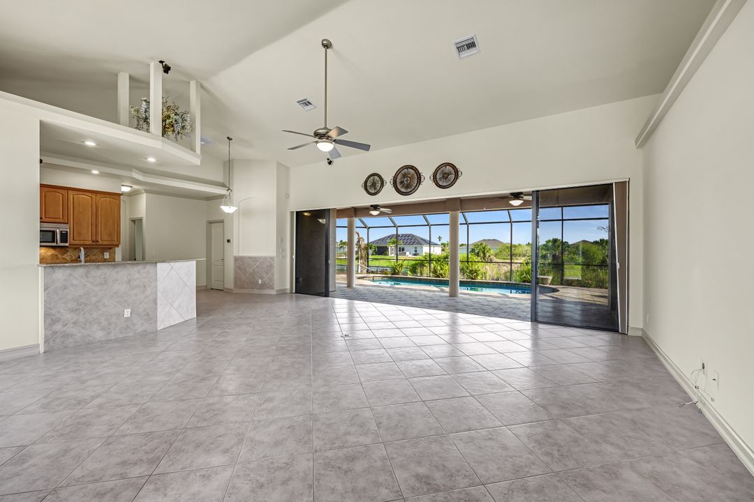 907 NW 18th St, Cape Coral, FL 33993