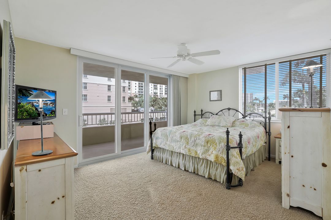 990 Cape Marco Dr  #208, Marco Island, FL 34145
