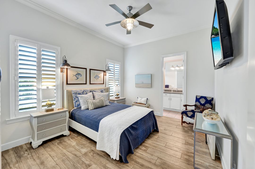 9206 Marble Stone Dr, Naples, FL 34120