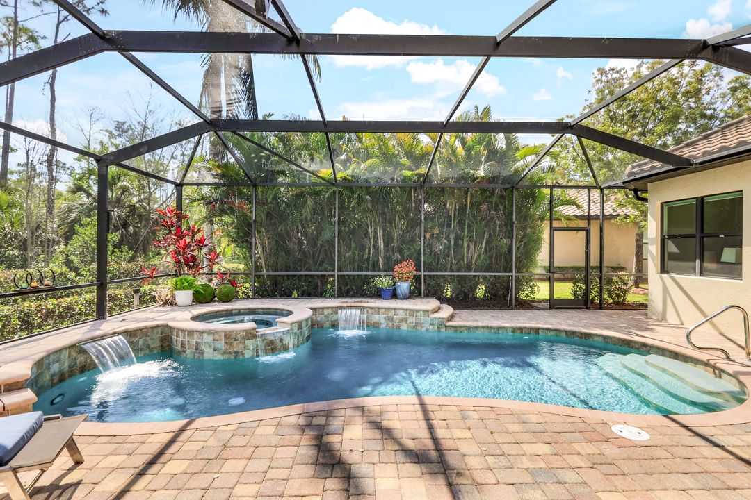 9578 Firenze Cir, Naples, FL 34113