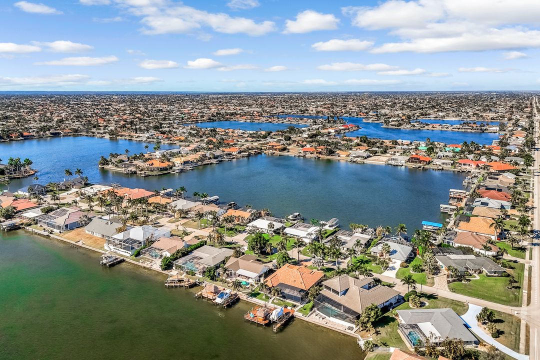 412 SW 53rd Terrace, Cape Coral, FL 33914