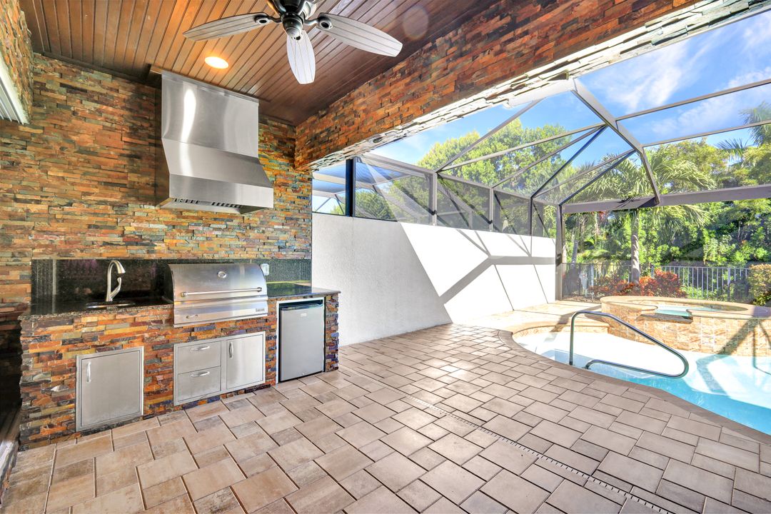 1189 S Town and River Dr, Fort Myers, FL 33919