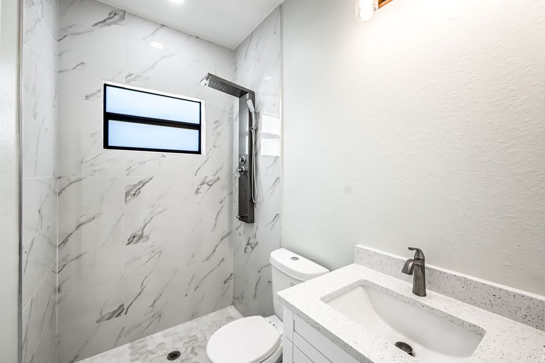 1235 Hillcrest St E, Lehigh Acres, FL 33974