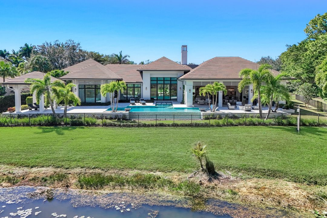 2818 Thistle Way, Naples, FL 34105