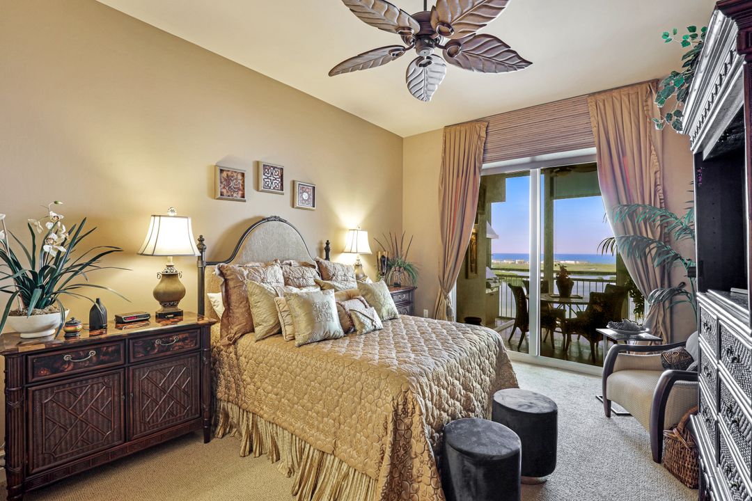 4951 Bonita Bay Blvd #PH203, Bonita Springs, FL 34134