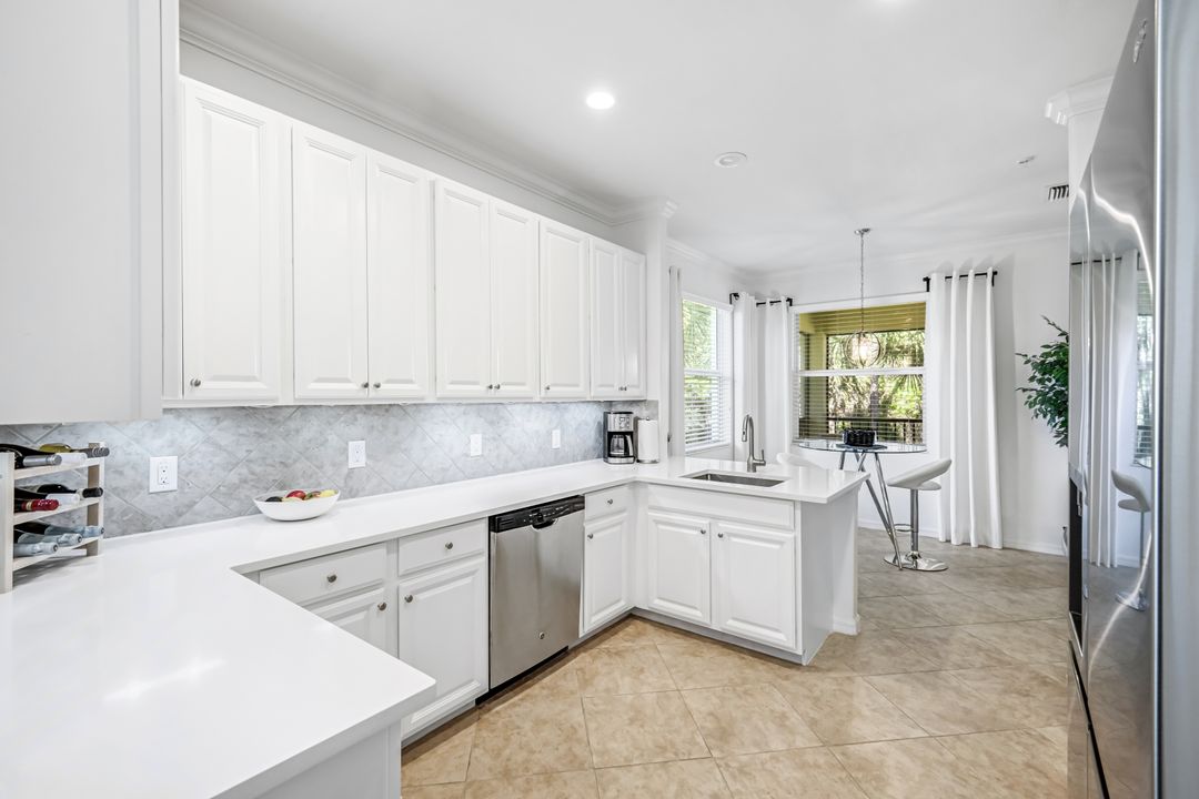 10256 Cobble Notch Loop #201, Bonita Springs, FL 34135