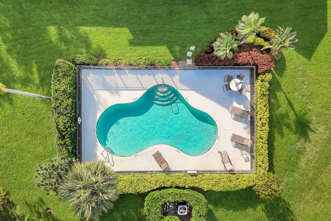 269 Perignon Pl, Naples, FL 34119