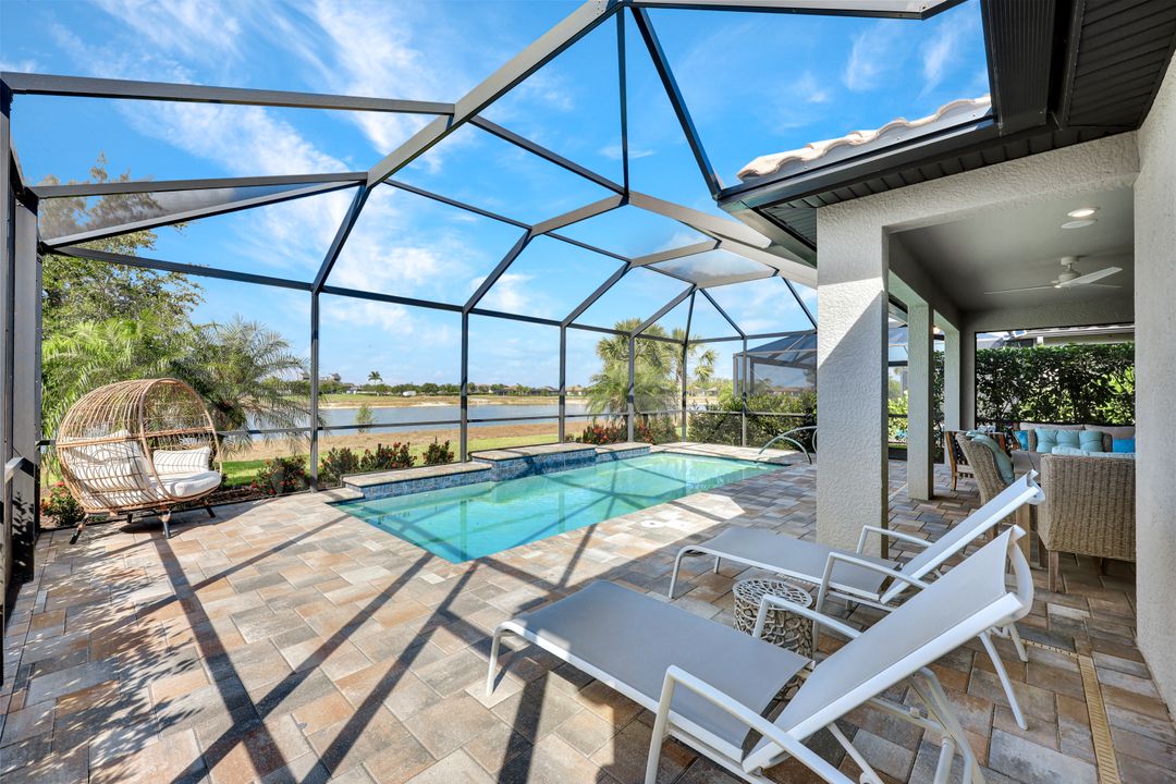 19572 Utopia Ln, Estero, FL 33913