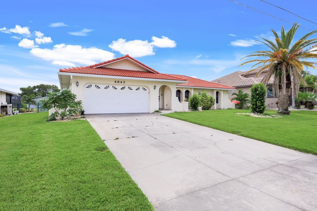 4843 Triton Ct W, Cape Coral, FL 33904