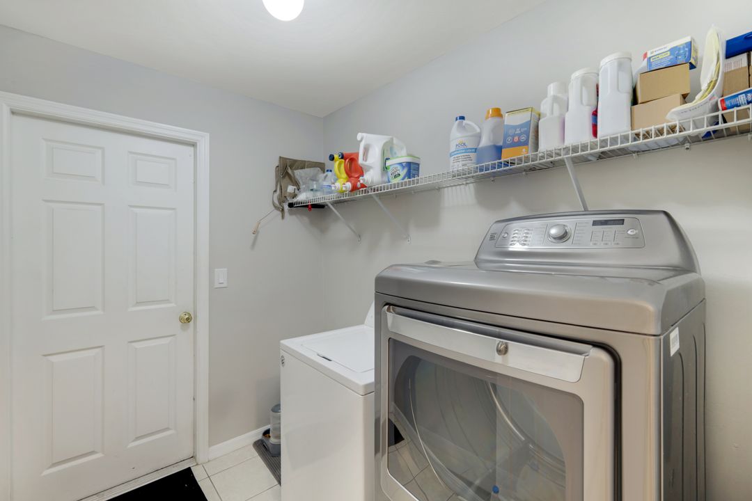 3109 NE 6th Pl, Cape Coral, FL 33909