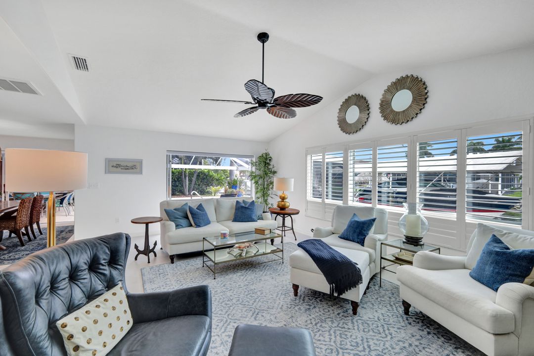 2310 SW 43rd Terrace, Cape Coral, FL 33914