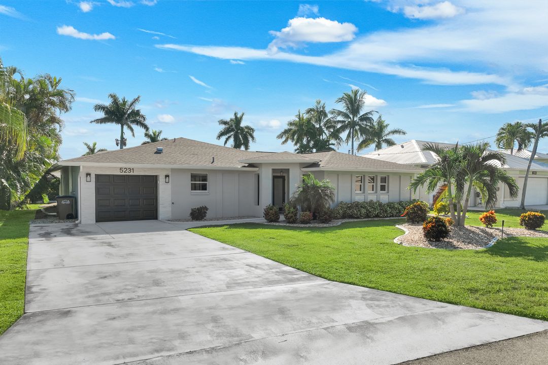 5231 Skylark Ct, Cape Coral, FL 33904