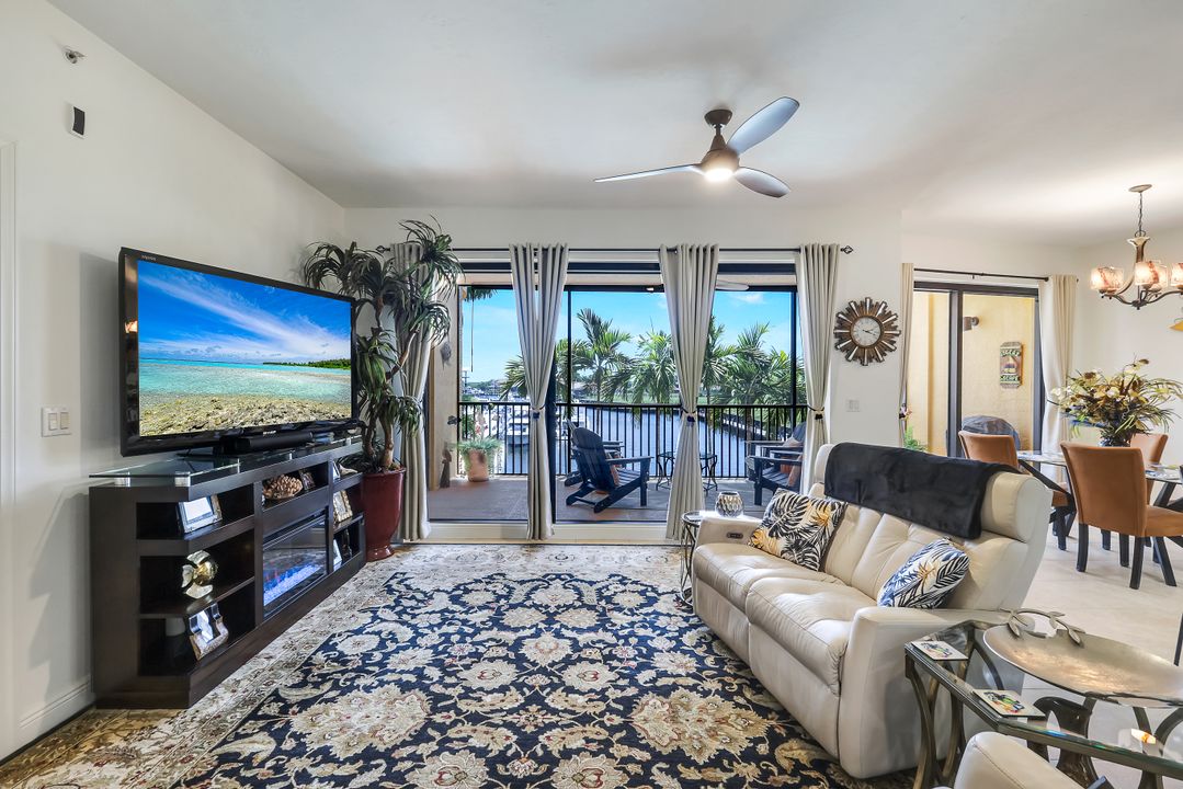 5704 Cape Harbour Dr #205, Cape Coral, FL 33914