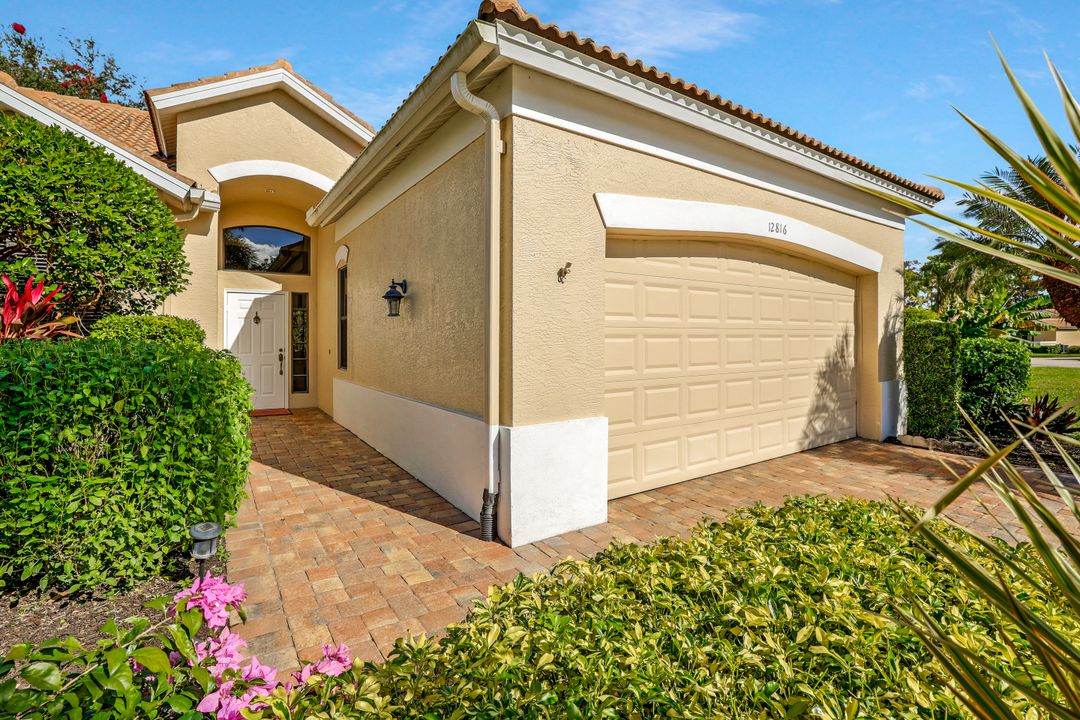 12816 Maiden Cane Ln, Bonita Springs, FL 34135
