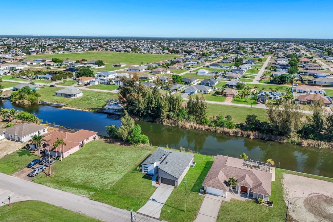 421 NE 19th Terrace, Cape Coral, FL 33909